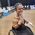 Campionati di danza sportiva: a Riccione brilla la stella di Mariangela Correale, atleta paralimpica di Sarno