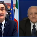 De Luca su Rai 1 parla di densità abitativa e insiste su limitazioni mobilità «per evitare ecatombe»