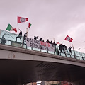 Militanti di CasaPound protestano contro l'aumento del costo dell'energia: "Nucleare unica soluzione"