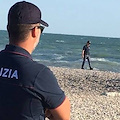 Multe e controlli contro gli assembramenti in spiaggia, pugno duro del Comune di Salerno