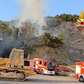 Salerno. Fiamme in località Cologna di Pellezzano: intervengono i Vigili del Fuoco per domare l'incendio