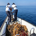 Una rete da pesca di 2 km in area marina protetta, sequestro a Punta Licosa