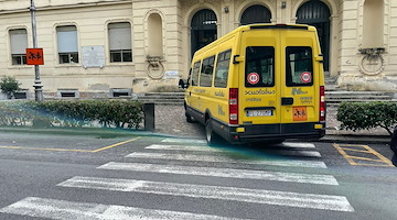 Campania: confermato abbonamento gratuito agli studenti, presto oltre 100 nuovi scuolabus per i piccoli comuni